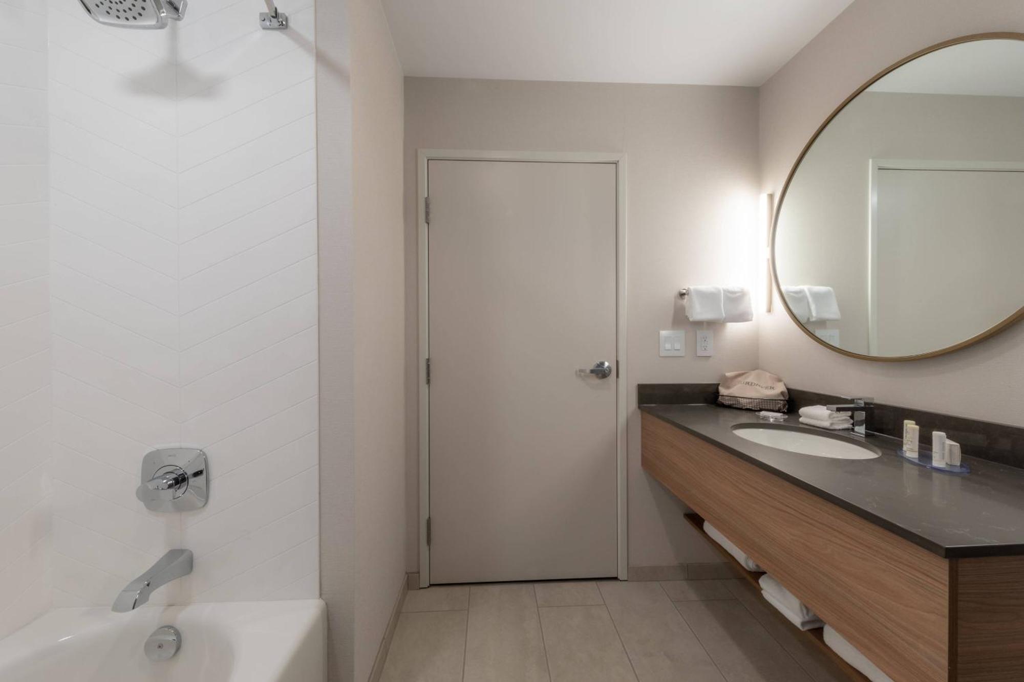 Fairfield By Marriott Inn & Suites Revelstoke Kültér fotó