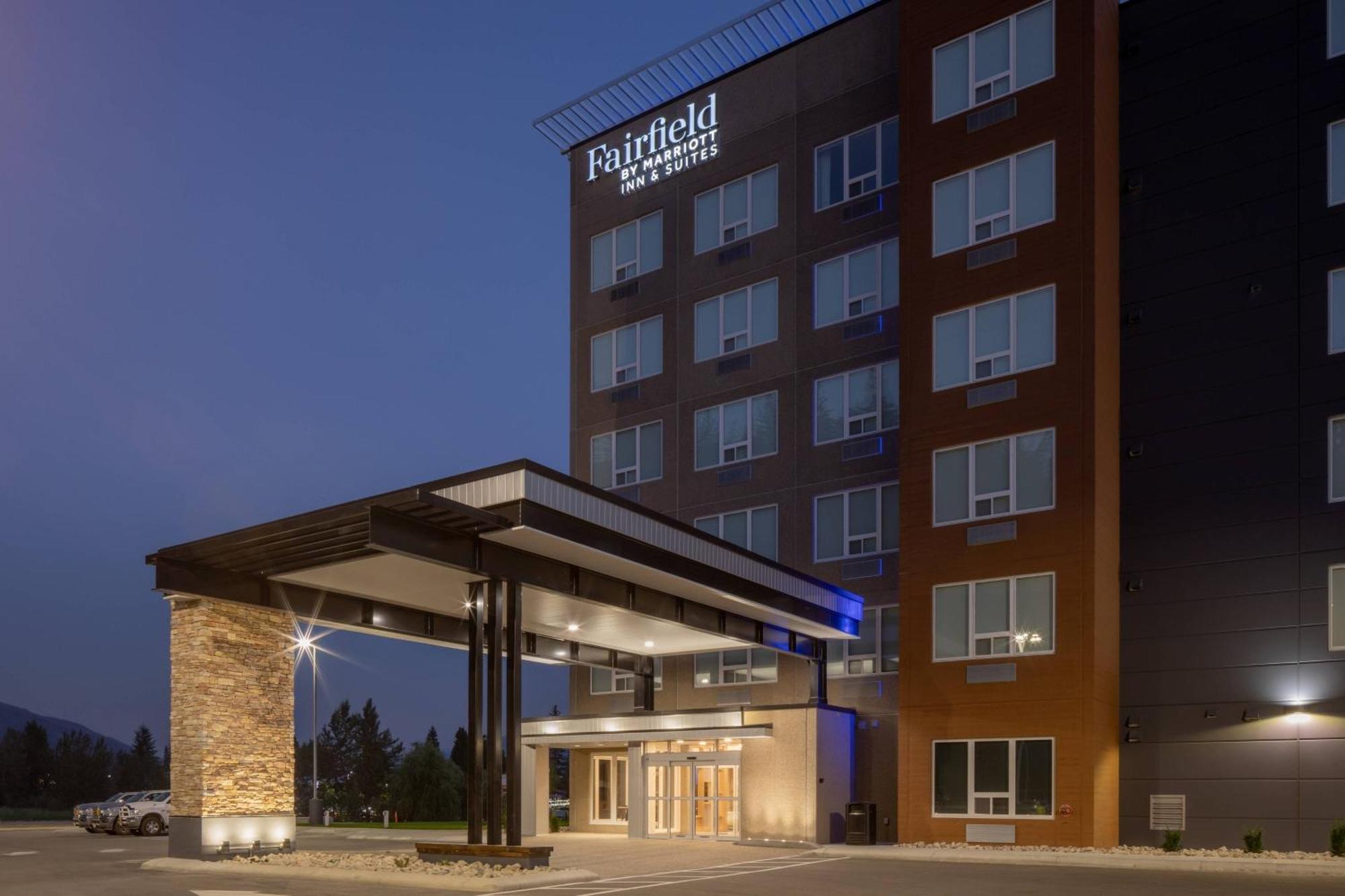 Fairfield By Marriott Inn & Suites Revelstoke Kültér fotó